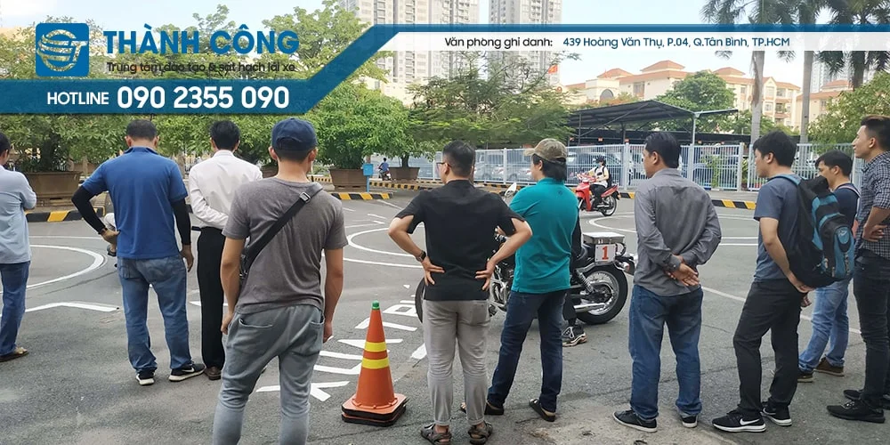 Thi bằng lái xe Mô tô A2 tại TPHCM 6 Thi bằng lái xe Mô tô A2 tại TPHCM 3