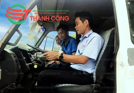 Nâng Hạng Bằng Lái Xe B2-C-D-E tại TPHCM 2