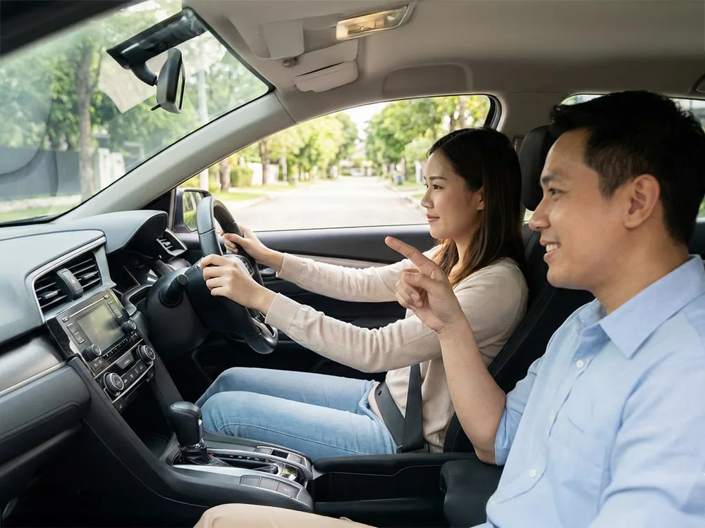 Học viên thực hành trên sân