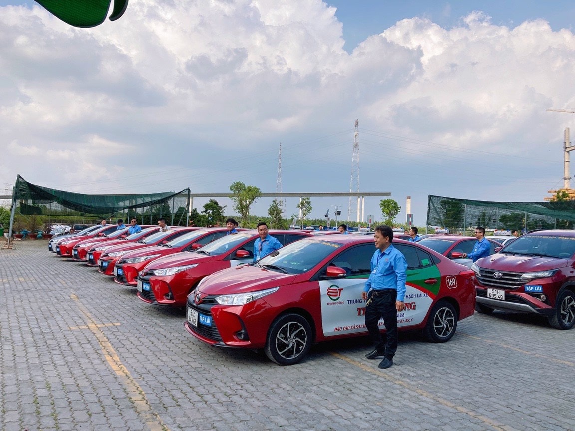 Trung Tâm Thành Công - Trường Dạy Lái Xe Thành Công - Học Lái Xe B2 8 Trung Tâm Thành Công - Trường Dạy Lái Xe Thành Công - Học Lái Xe B2 1