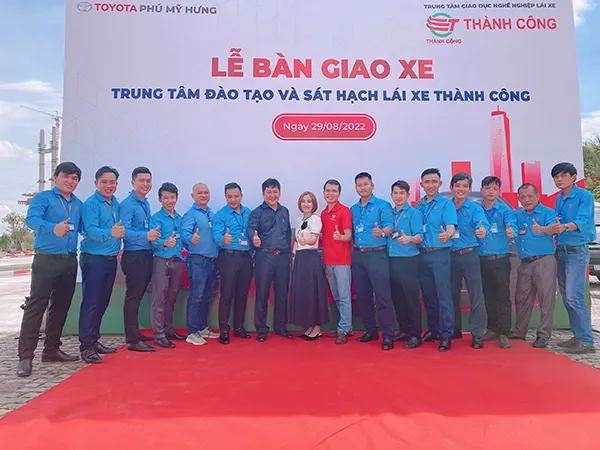 Đội ngũ giáo viên Thành Công